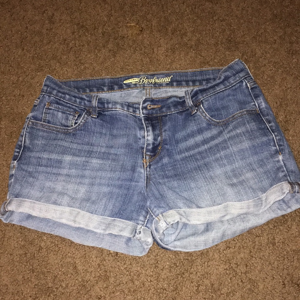 Old navy “the boyfriend” shorts